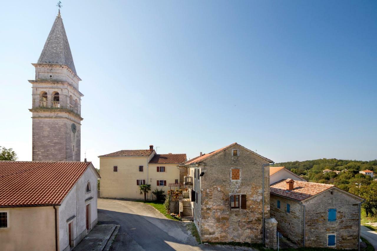 Rural Apartment Carolina Zrenj Zewnętrze zdjęcie
